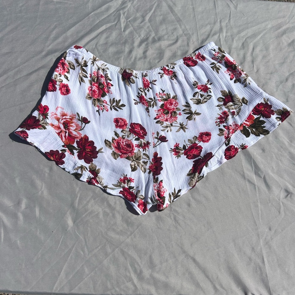 Papaya Floral Patterned Shorts